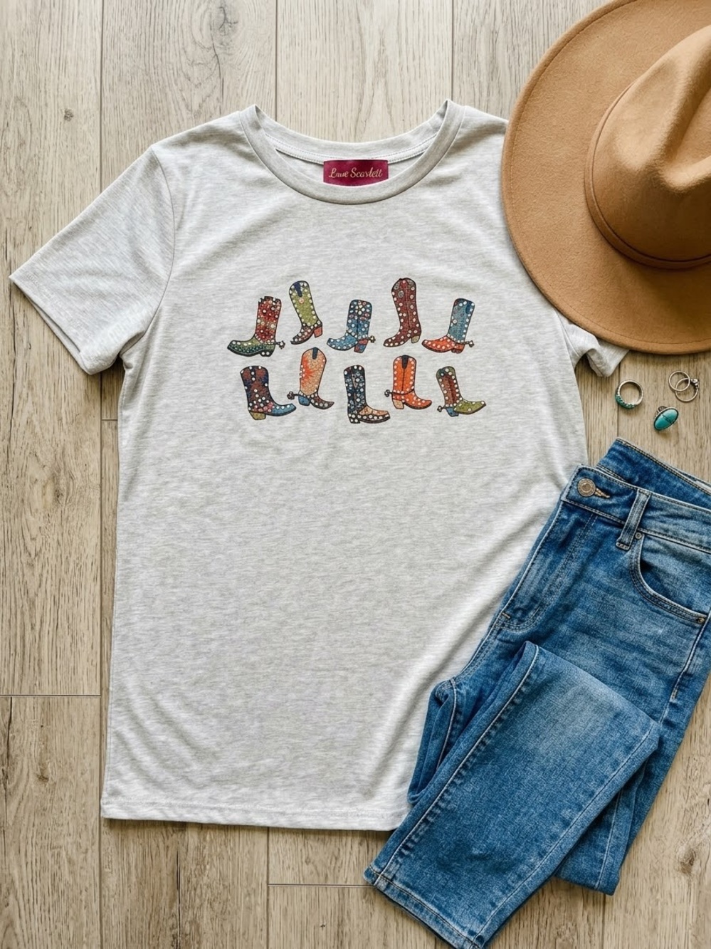 Scarlett Women's Gray  Tee with Colorful Cowboy Boot Print Sz M
